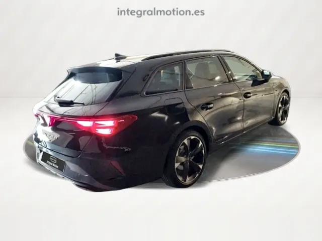 Cupra León
