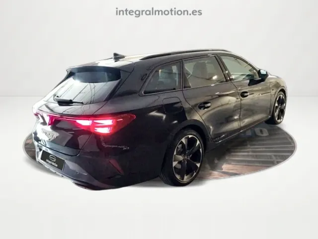 Cupra León
