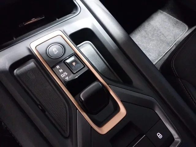 Cupra León
