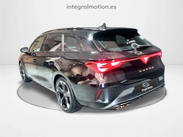 Cupra León