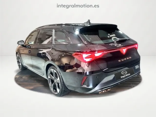 Cupra León