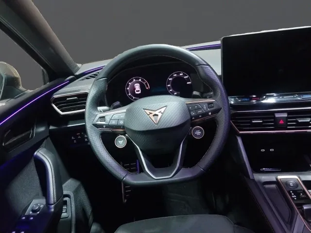 Cupra León