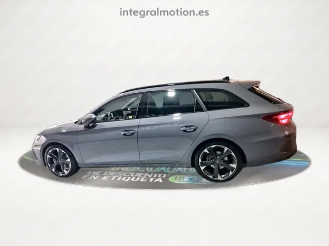 Cupra León