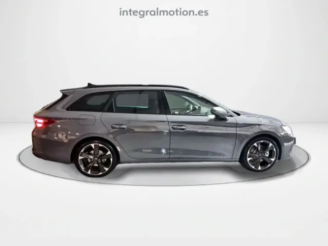 Cupra León
