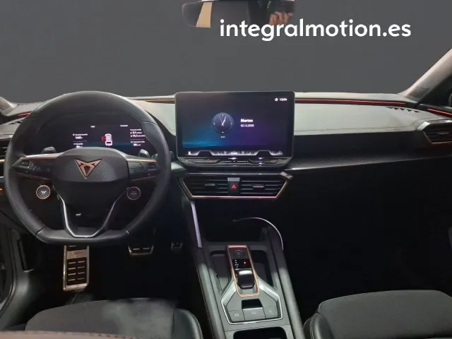 Cupra León