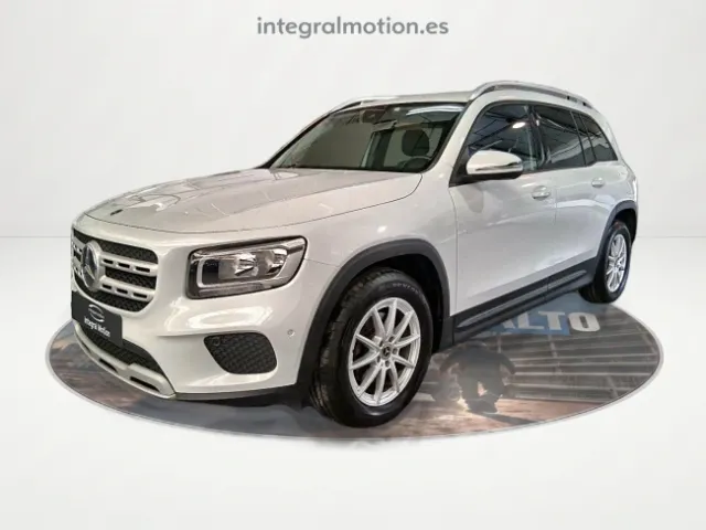 Mercedes GLB