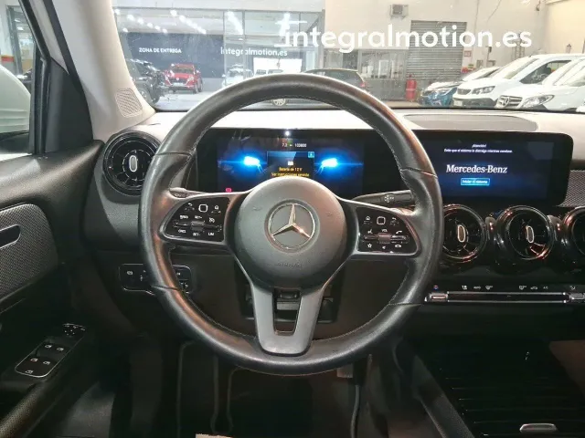 Mercedes GLB