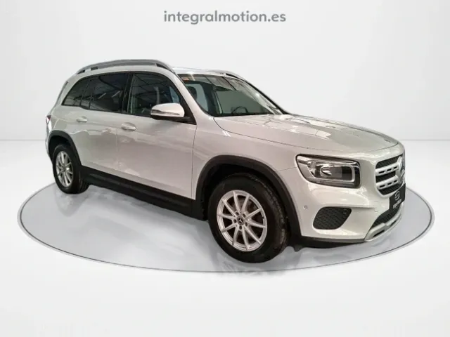 Mercedes GLB