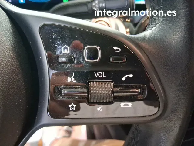 Mercedes GLB
