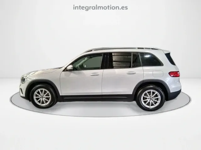 Mercedes GLB