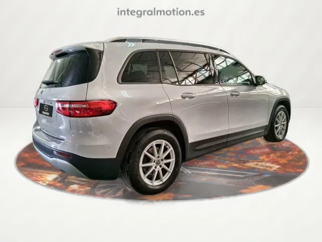 Mercedes GLB