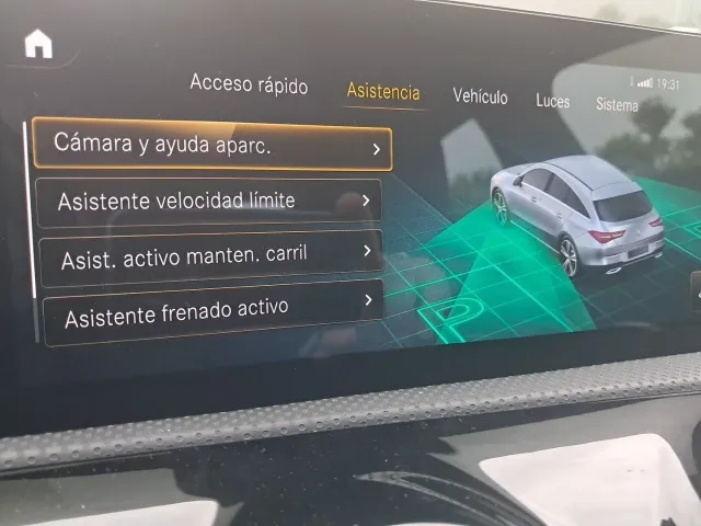 Mercedes CLA
