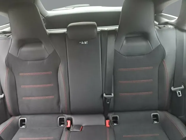 Mercedes CLA