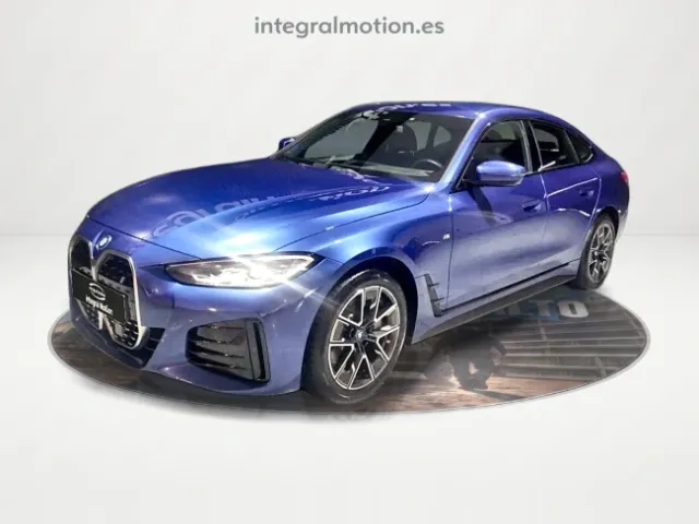 BMW i4