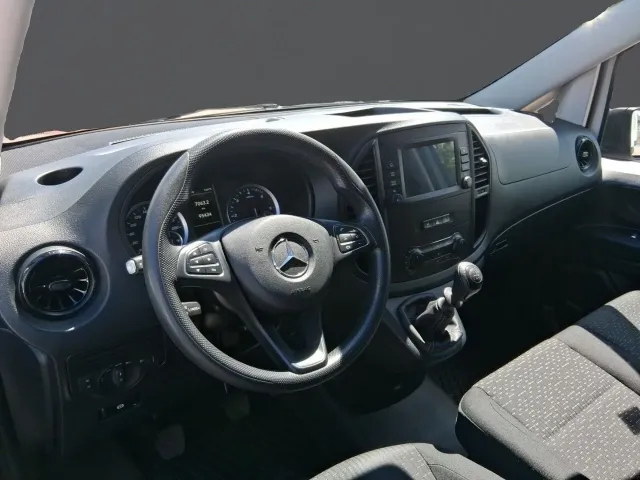 Mercedes Vito