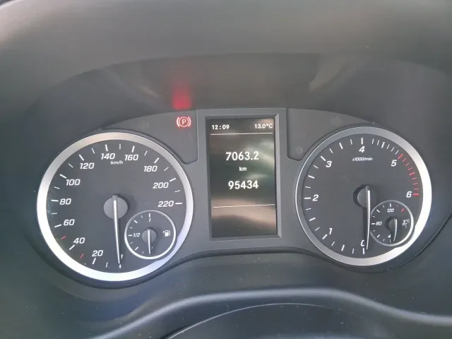 Mercedes Vito