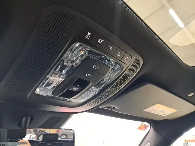 Mercedes GLB