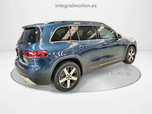 Mercedes GLB