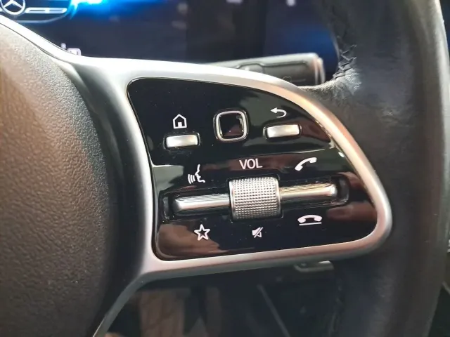 Mercedes GLB