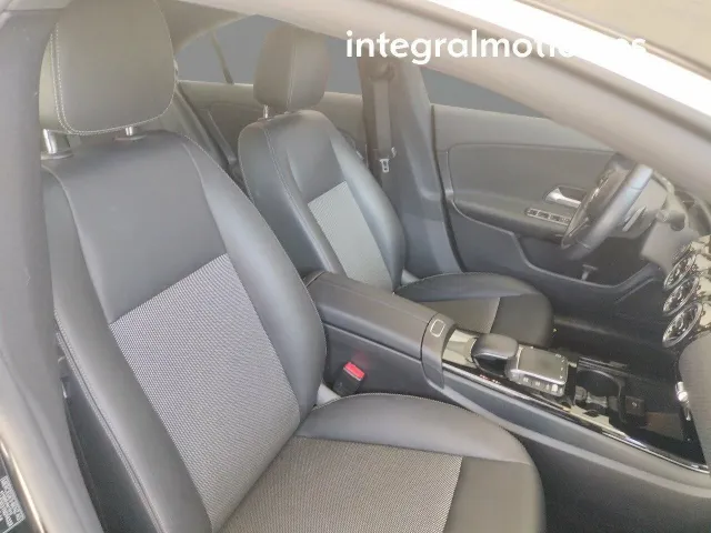 Mercedes CLA