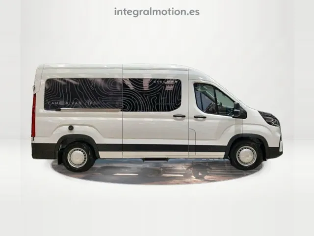 MAXUS Deliver 9