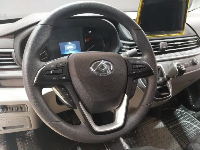 Maxus Deliver 9