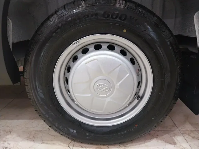 Maxus Deliver 9