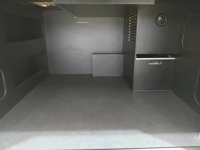 Maxus Deliver 9