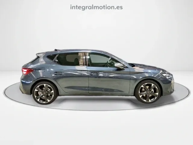 Cupra León