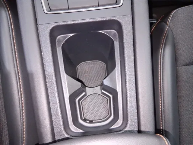 Cupra León