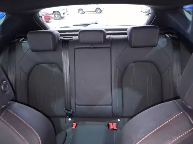 Cupra León