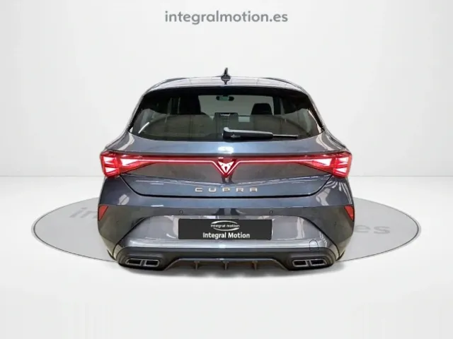 Cupra León