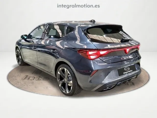 Cupra León
