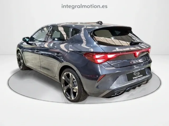 Cupra León