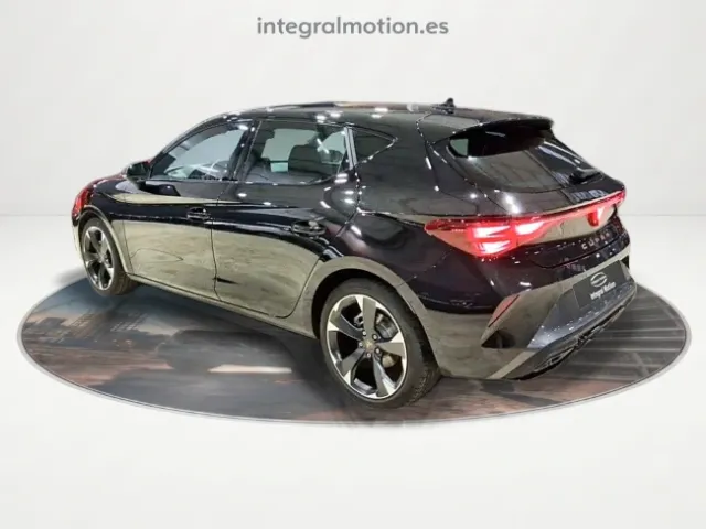 Cupra León