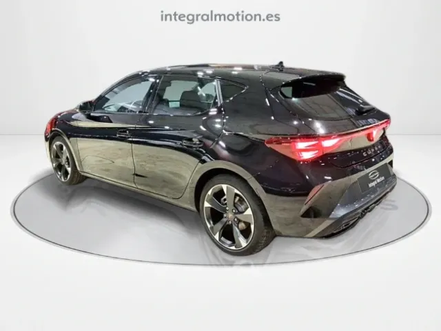 Cupra León