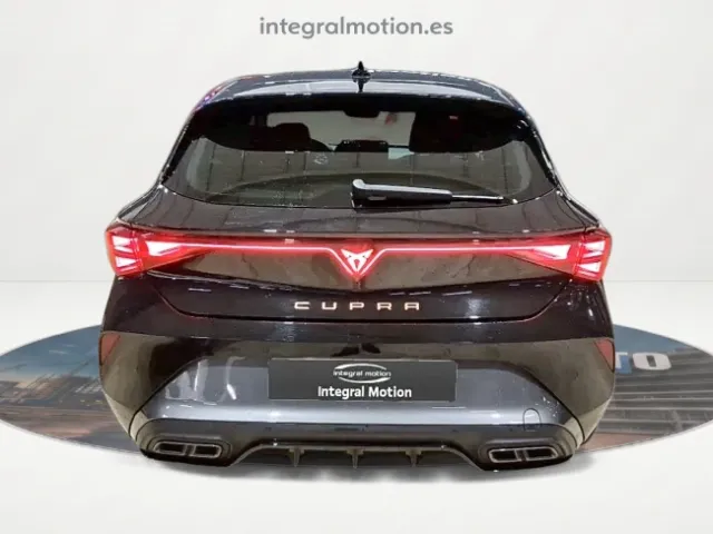 Cupra León