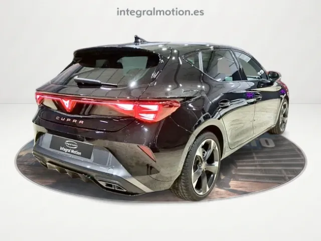 Cupra León