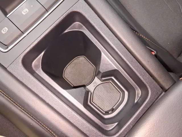 Cupra León