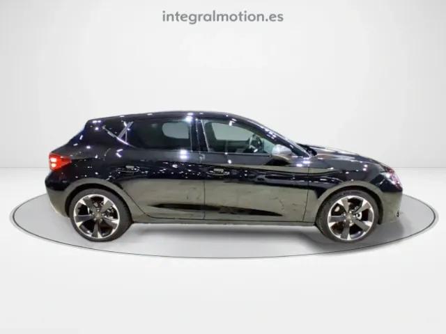 Cupra León