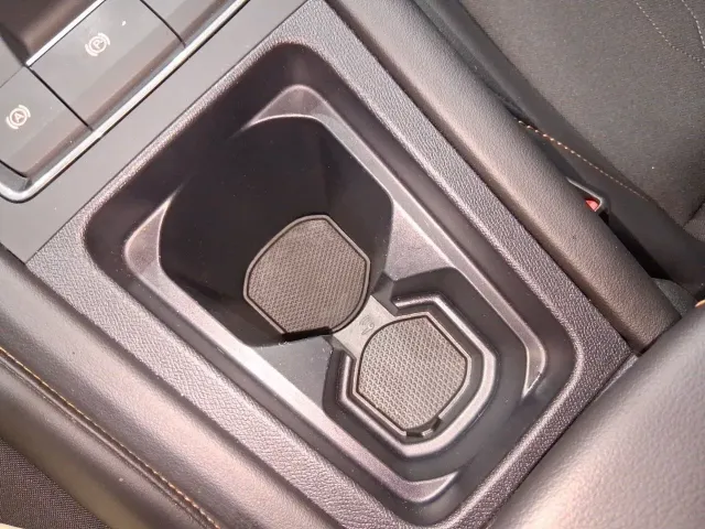 Cupra León