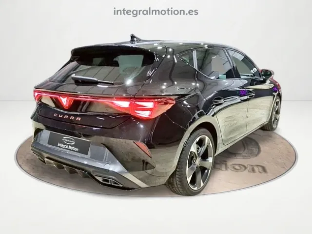 Cupra León