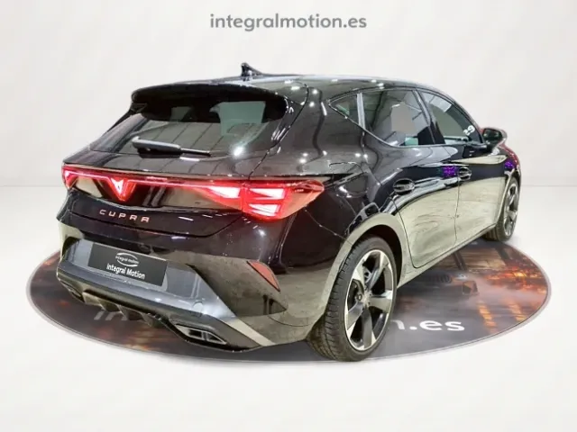 Cupra León
