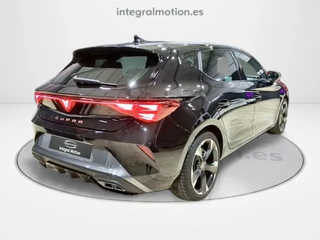 Cupra León