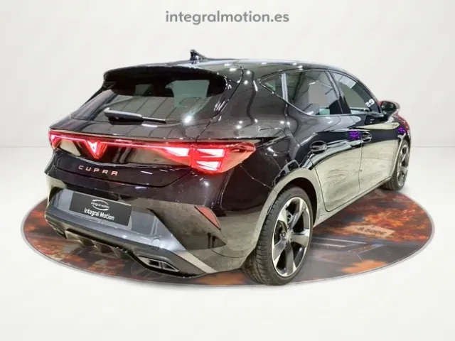 Cupra León