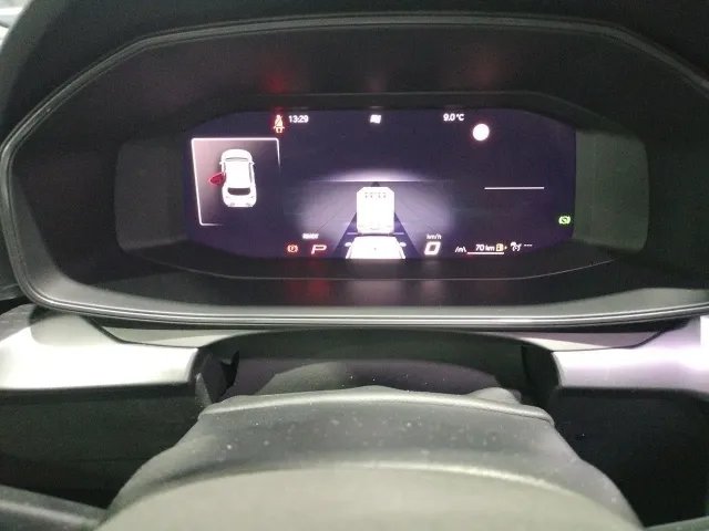 Cupra León