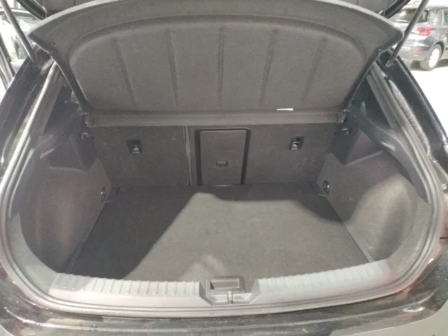 Cupra León
