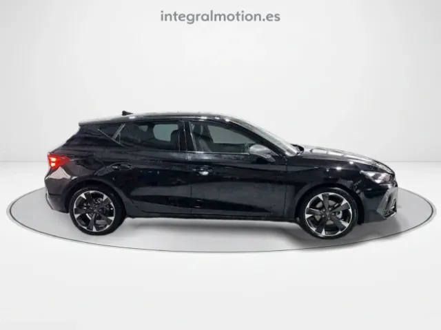Cupra León