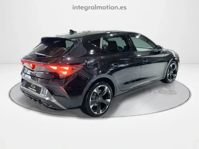 Cupra León