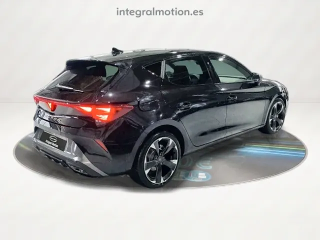 Cupra León
